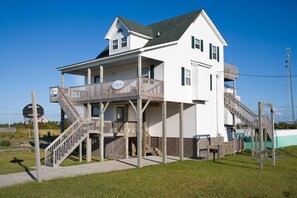 surf-or-sound-realty-la-vida-loca-257-exterior