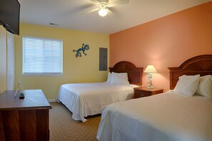 Bedroom with 2 Queen beds & flat screen TV