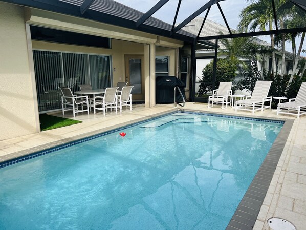 Pool covered lanai 