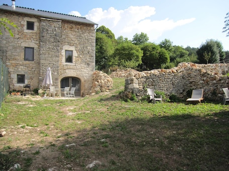 Enceinte de l’hébergement