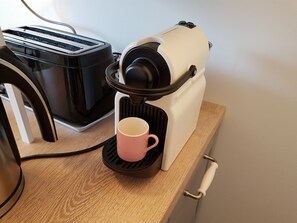 Cafetière (capsules Nespresso ou compatabiles)