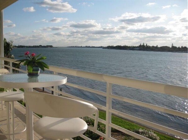 Our Hightop chairs offer sweeping views from the balcony