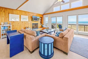 Surf or Sound Realty - 200 - Hardalee - Great Room -1