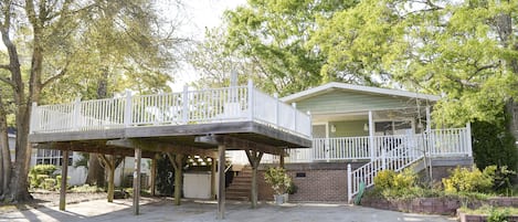 This home is handicap accessible & the huge deck has seating for more than 20!