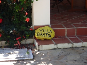 We treat our villa like a dive site...dive site : Villa Bartol
