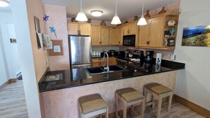 Beaver Creek West Condo L-3 Kitchen with breakfast bar