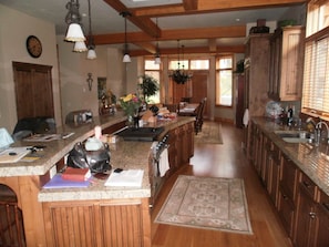 Private kitchen