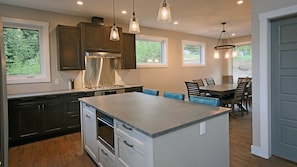 Main floor kitchen and dining area