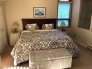 Master Bedroom New King Bed. Jacuzzi spa tub en-suite.