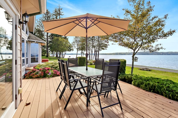 deck with panoramic bay views