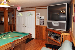 Lower Loft Games Room