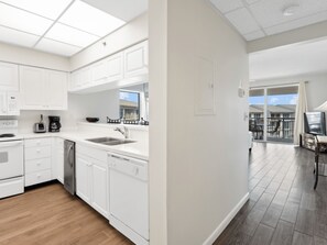 Fully equipped kitchen