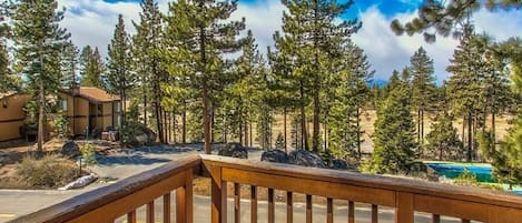 Beautiful, breathtaking view from outside deck with gas barbecue & table/chairs