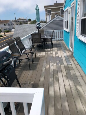2nd Floor Deck