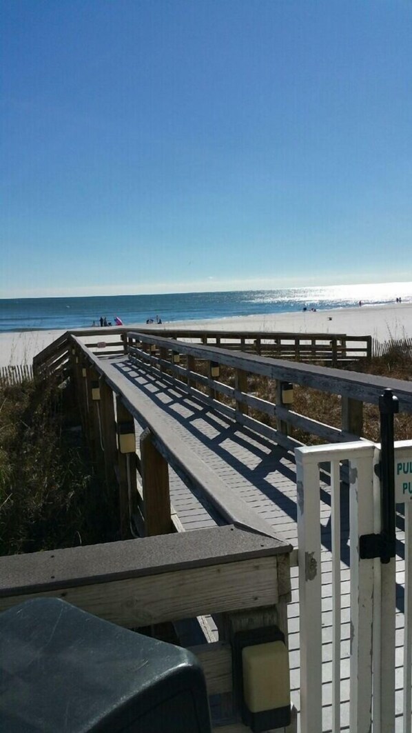 boardwalk to beach