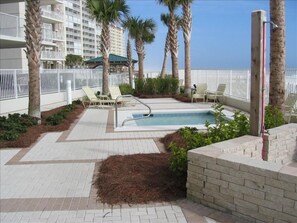 Kiddie pool adjacent to large pool