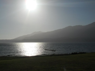 Lake Quinault's #1 Get Away!  Two Miles from Lake Quinault Lodge.  