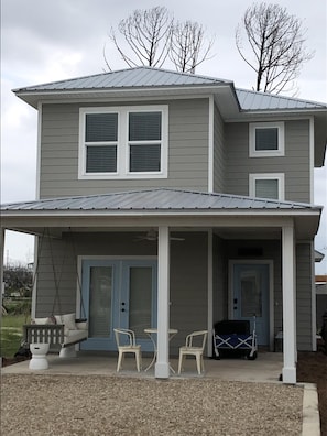 Adorable brand new 2 Story Beach Cottage with Master on Main!