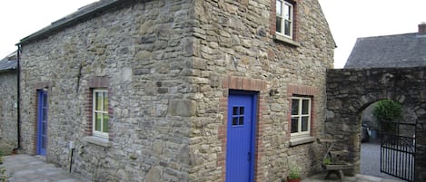 Entrance to Guest Cottage