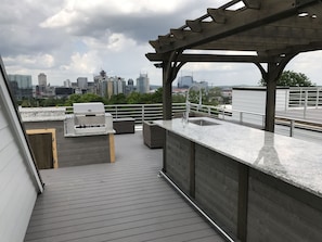 Private Rooftop with Outdoor Kitchen and Grill