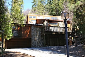 The Summit House