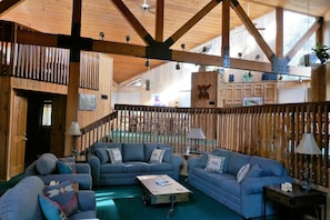Wonderful, comfortable seating in Living room.