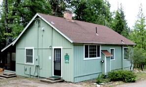 Oak Wood Cabin inside Yosemite National Park, street view