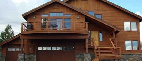 Tahoe Summit Chalet