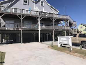 Beach Retreat West - Emerald Isle, North Carolina, Beautiful Ocean View cottage