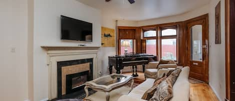 Living Room with Grand Piano