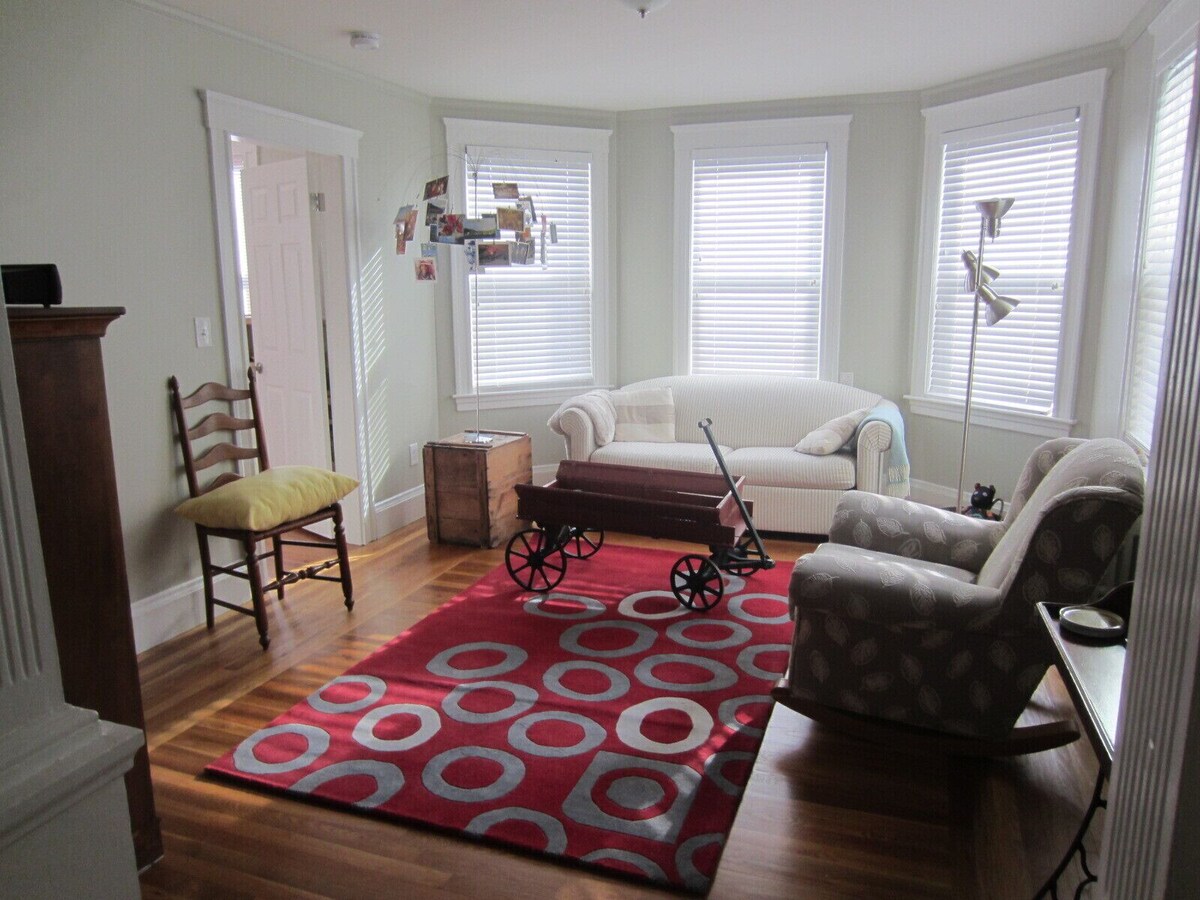 Family friendly home in historic Salem