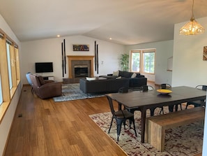 Large upstairs living area great for big groups to hang out!