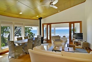 See the lake from every room