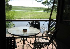 Floor to ceiling screens make spotting bald eagles and sandhill cranes a breeze!