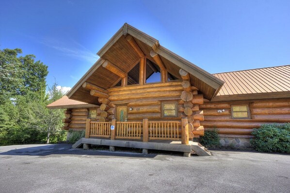 Bear Paw Cabin