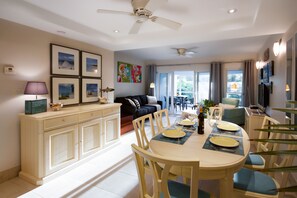 Stunning Dining Room with amazing contemporary artwork
