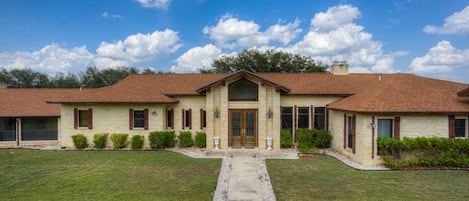 Front View of the Living Waters House. 