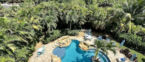 Amazing private tropical resort pool at White Surf, with Waterfalls & Hot Tub!