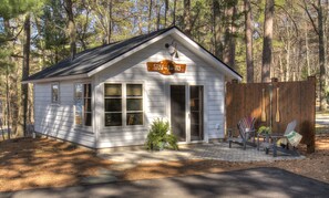 Guest Cabin 'Stow-a-Way'