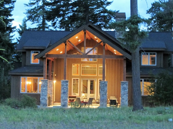 Larkspur Lodge from Rope Rider Golf Course at dusk - now patio w/ fire pit added