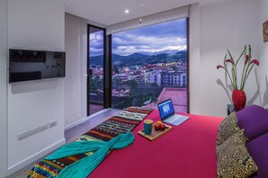 Master bedroom, memory foam queen bed & a great view. Slider to private balcony.