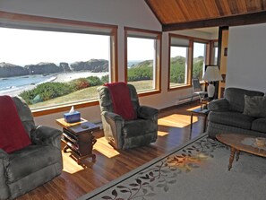 The living room, kitchen, and den all face due west and have great views.