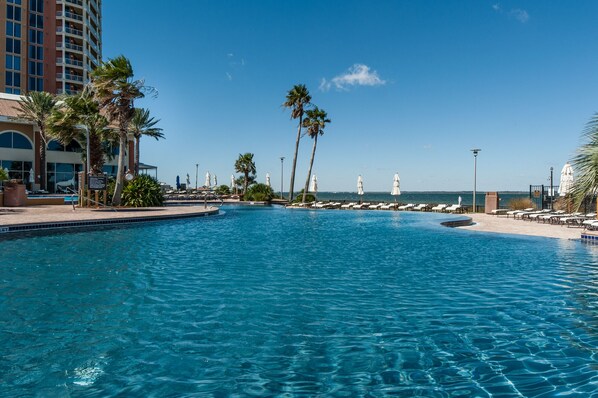 Infinity Pools overlooking Santa Rosa Sound