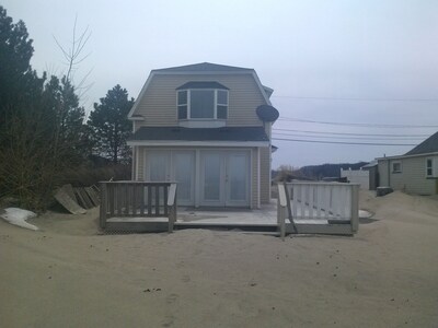 images 2 Bedroom Houses For Rent In Rochester Ny lake front home with sandy beach sea