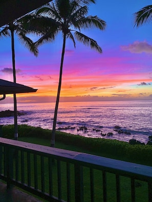 Another Gorgeous Sunset from our Lanai!