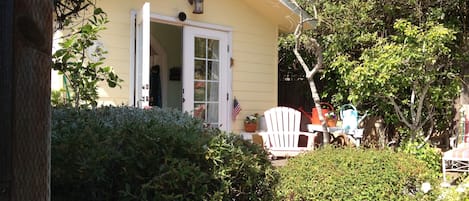 Sunny day and Cottage entrance