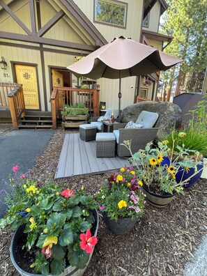 Outdoor lounge area