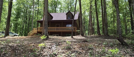 Welcome!  Can't you just picture you & your family in this woody home?