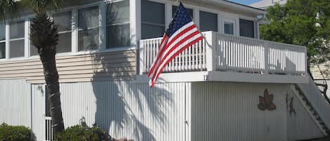 Welcome to Stargazer.  Renovated Historic 1930's beach cottage.   