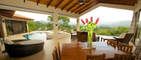 Pool Sun Deck - Outdoor Lounge Area